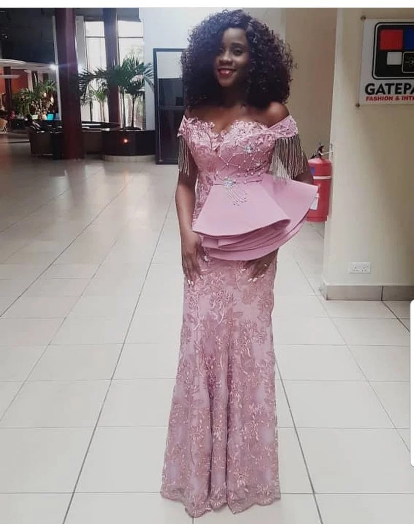 Wanna Be a Trendsetter- Checkout These Eye-popping Aso-Ebi Styles