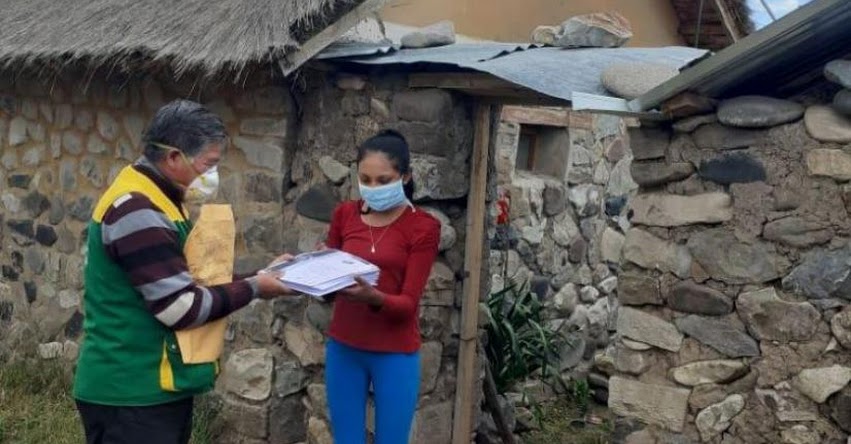 COAR: Ministerio de Educación distribuyó casa por casa materiales educativos a estudiantes de los Colegios de Alto Rendimiento COAR: Ministerio de Educación distribuyó casa por casa materiales educativos a estudiantes de los Colegios de Alto Rendimiento