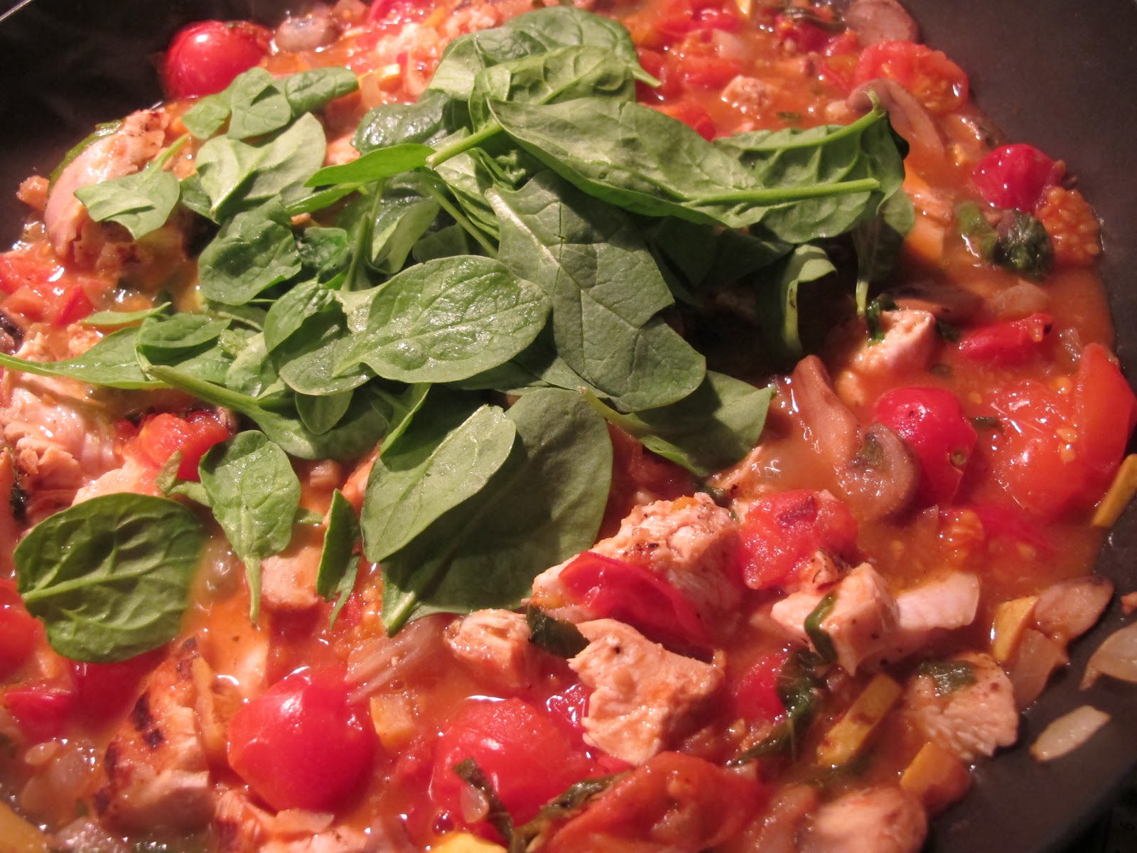 Dinner Place: Cherry Tomato Chicken Pasta with Basil