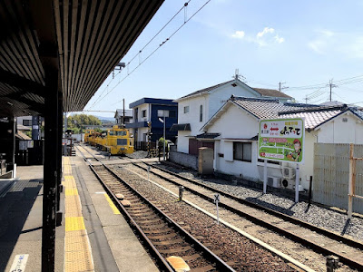 和歌山電鐵貴志川線終点貴志駅のホーム風景・行き止まり方向