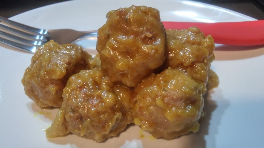 Albóndigas al curry en Slow Cooker -olla lenta