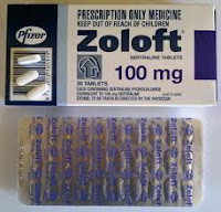Zoloft es un medicamento utilizado para tratar la depresión. Pero ¿cuáles son los efectos secundarios? Si usted se encuentra en la Zoloft y experimentando estreñimiento o diarrea , este artículo fue diseñado para usted. Aprenda lo que puede hacer, para evitarse el estreñimiento durante el tratamiento de la depresión.
