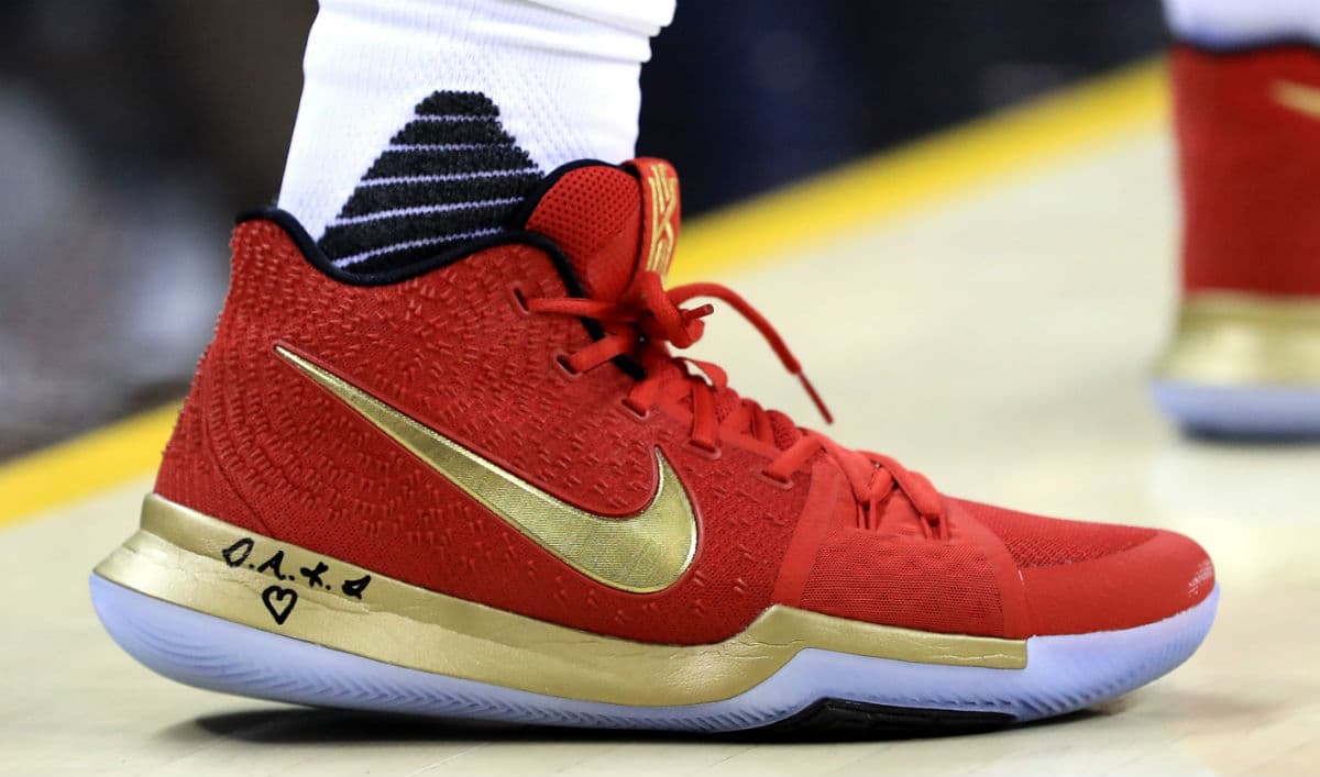 kyrie 3 finals white and gold
