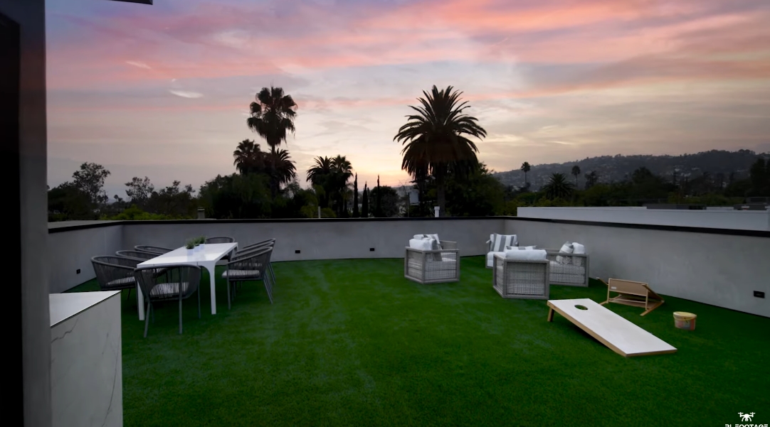 32 Interior Design Photos vs. 831 N Curson Ave, Los Angeles Luxury Home Tour
