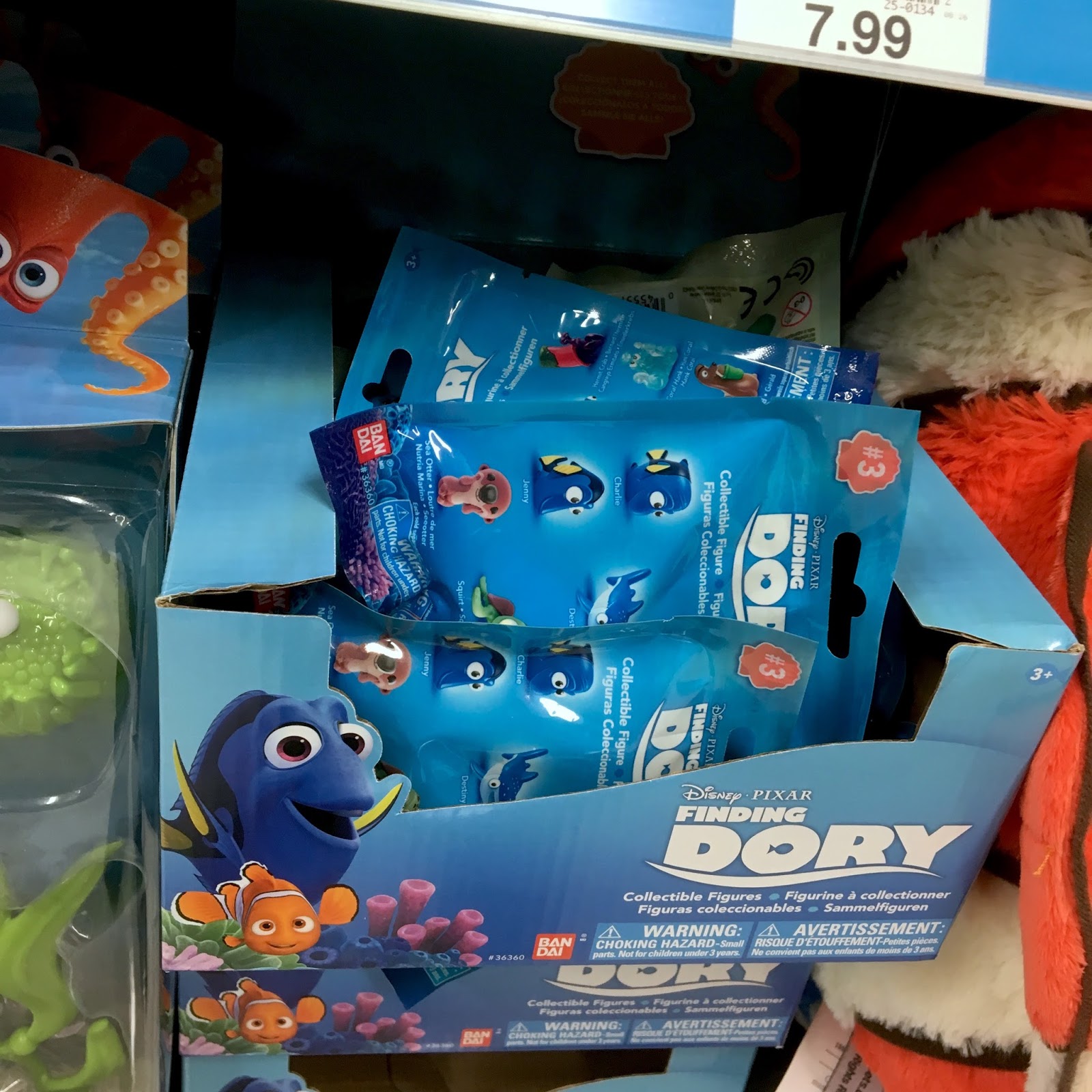 Finding Dory Blind Bag Character Figure Series 3 SEA OTTER 