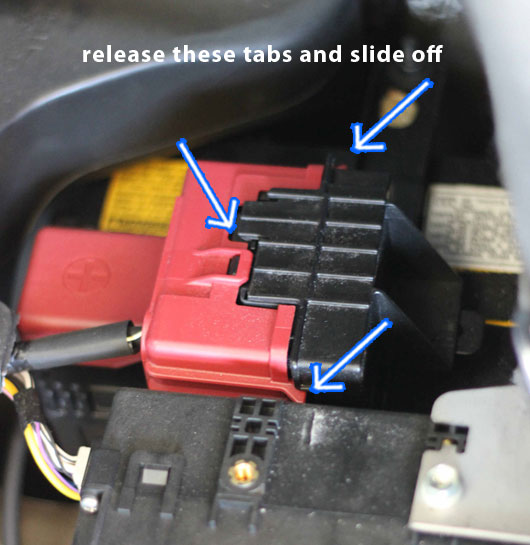 staceyandorsteve: How to Replace the 12V Battery in a Toyota Prius