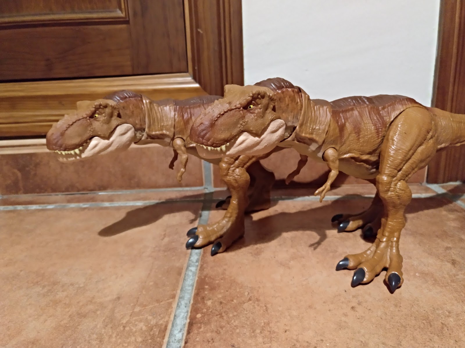 trash n throw t rex