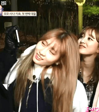 로스트타임 2화 모모 움짤 스페셜 들고 왔읍니다.gif | 인스티즈