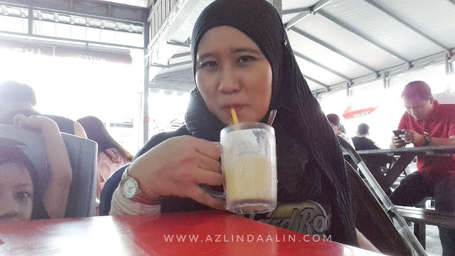 LEPAK TEMPAT MENARIK DI MELAKA COCONUT SHAKE KLEBANG ORIGINAL LEPAK TEMPAT MENARIK DI MELAKA COCONUT SHAKE KLEBANG ORIGINAL