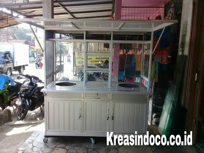 Harga Gerobak Mie Ayam Bakso 2 Tungku Berjejer Harga Gerobak Mie Ayam Bakso 2 Tungku Berjejer
