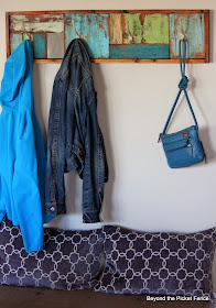 reclaimed wood patchwork coat hook http://bec4-beyondthepicketfence.blogspot.com/2014/05/a-patchwork-coat-hook-and-wax-s.html