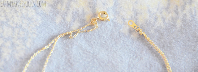 Born Pretty Store Review: Layered Crescent Moon Necklace Details on the golden pink glittered crescent moon and rhinestone pendant layered necklace from Born Pretty Store.