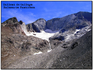 Siguenos en Facebook