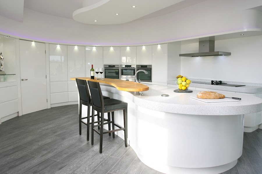 cocina-blanca-efecto-curvado-brookvalekitchens2