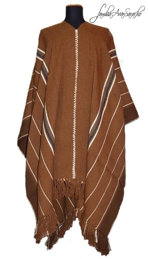 Poncho de llama Nº L029 "Familia Avar Saracho" - DISPONIBLE