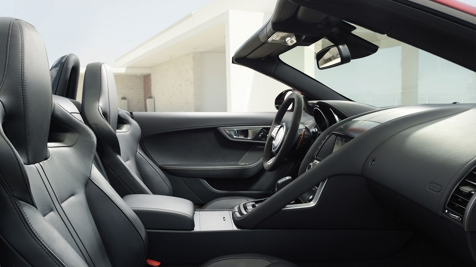 2014+Jaguar+F Type++S+ve+S+V8+modelleri+%283%29