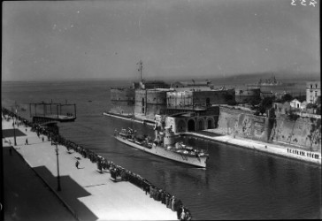 Italian torpedo boat Lupo 22 May 1941 worldwartwo.filminspector.com