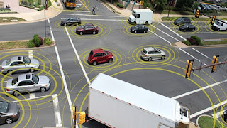 تكنولوجيا جديدة تمكن السيارات من التواصل مع بعضها لمنع الحوادث