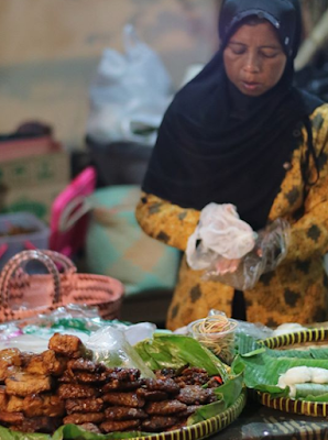 Wisata Kuliner Aneka Jajanan Jadul Pasar Kangen Jogjakarta