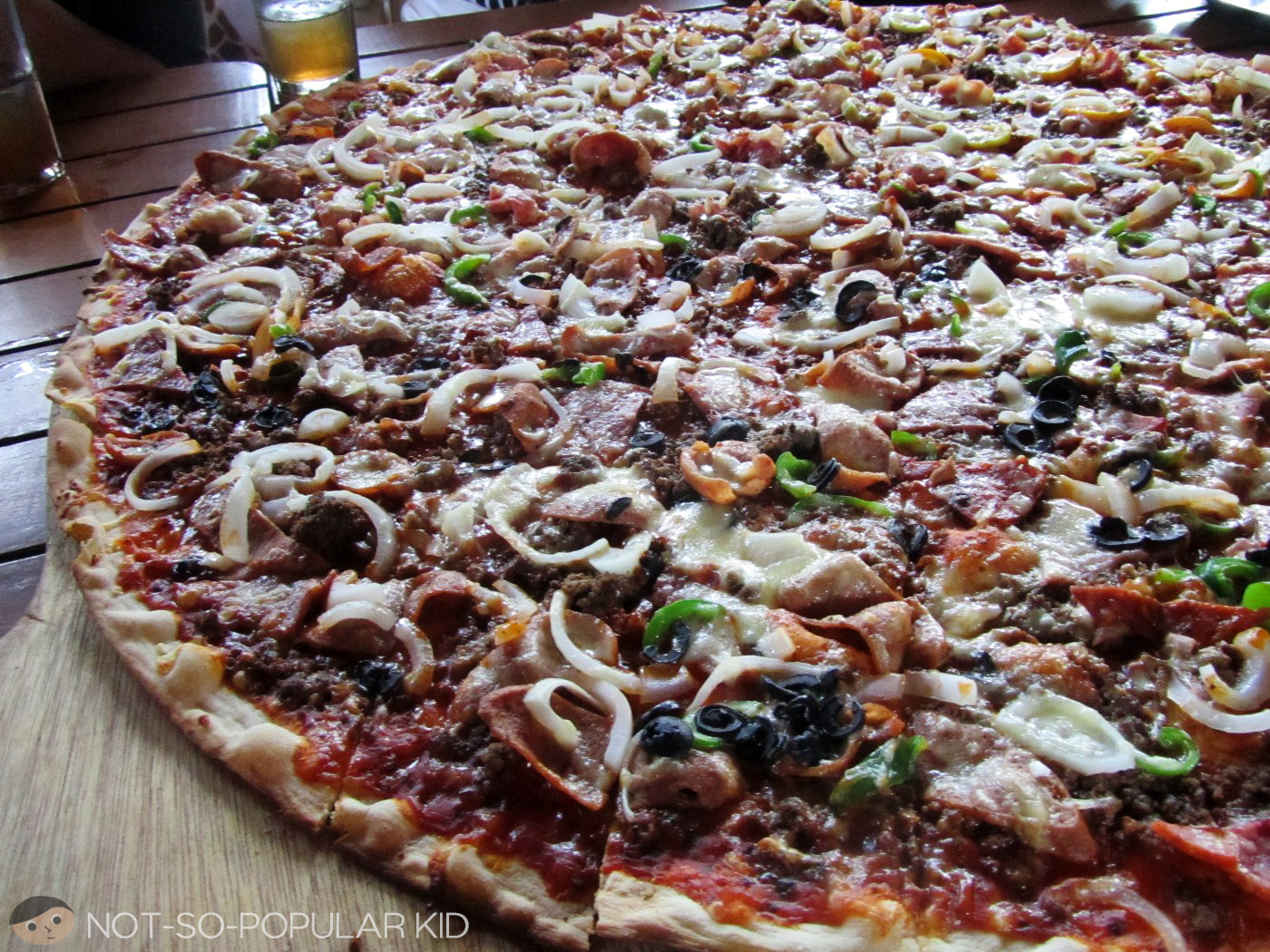 Great Big Pizzas in Greenoz Pizzaria Bacolod A NotSoPopular Kid