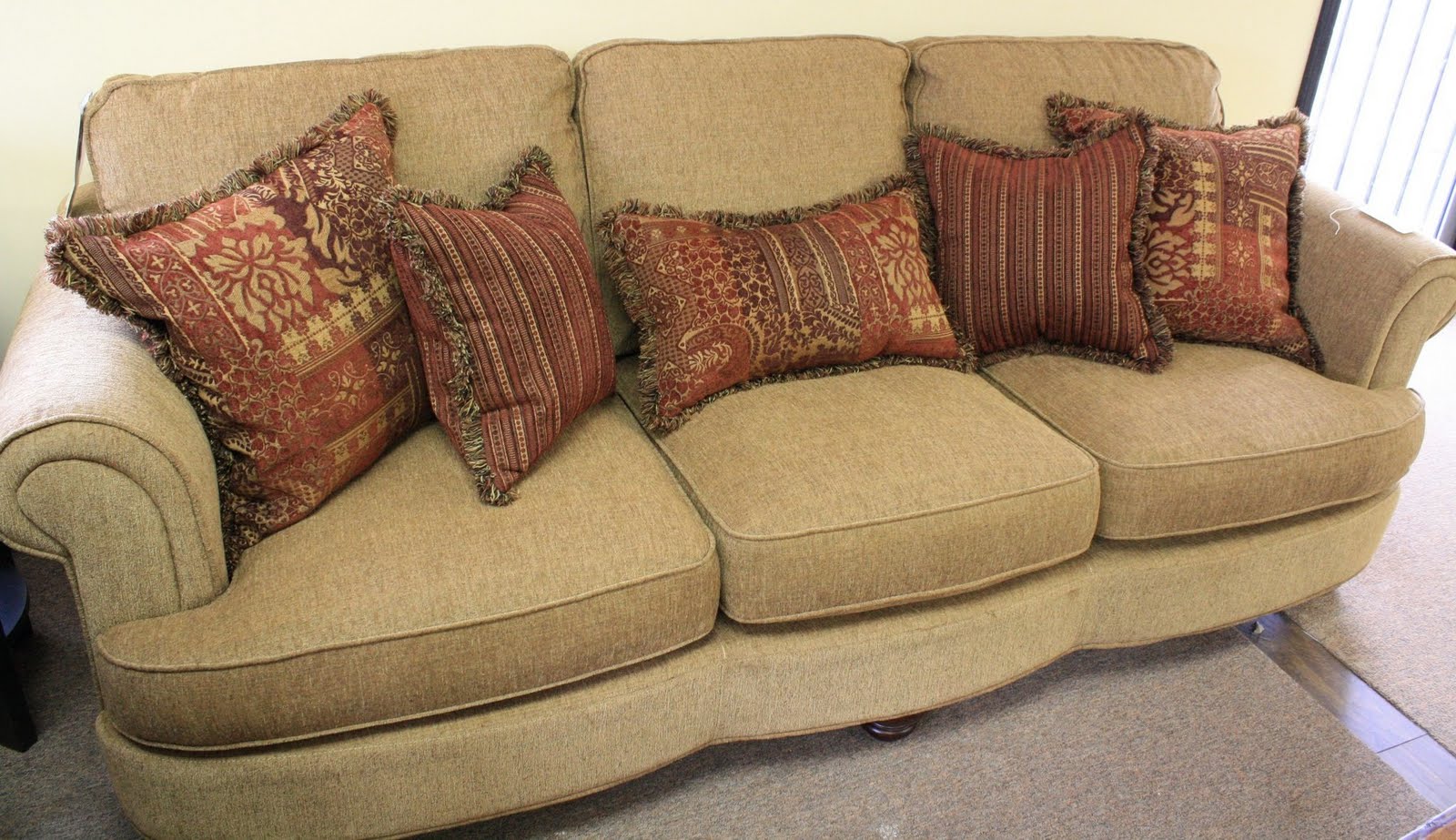 Love the Decor Sofa buying tips