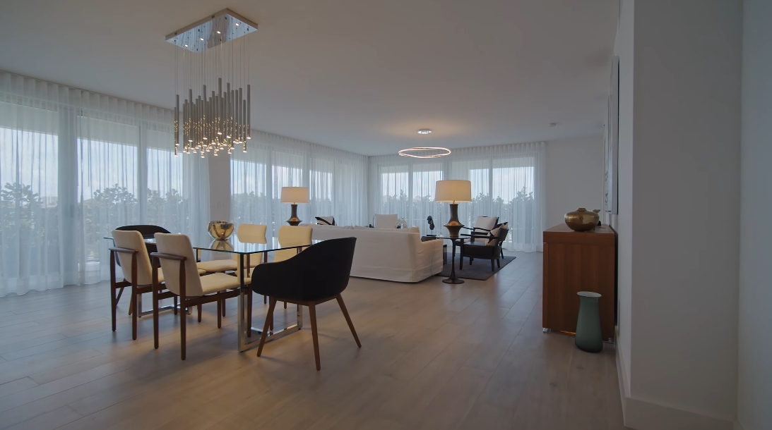 33 Interior Design Photos vs. Tour 327 E Royal Palm Rd #403, Boca Raton, FL