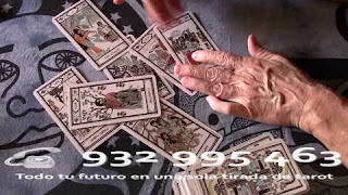 Llama ahora para una lectura de tarot. Tarot lotería gratis en Baleares