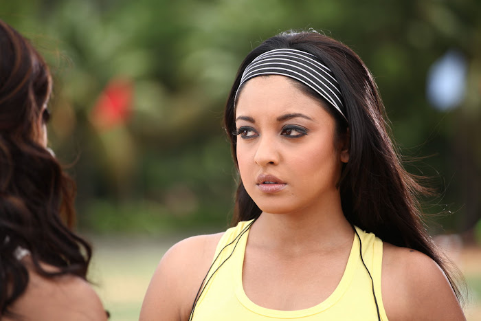 tanushree dutta gorgeous spicy in tvp unseen pics