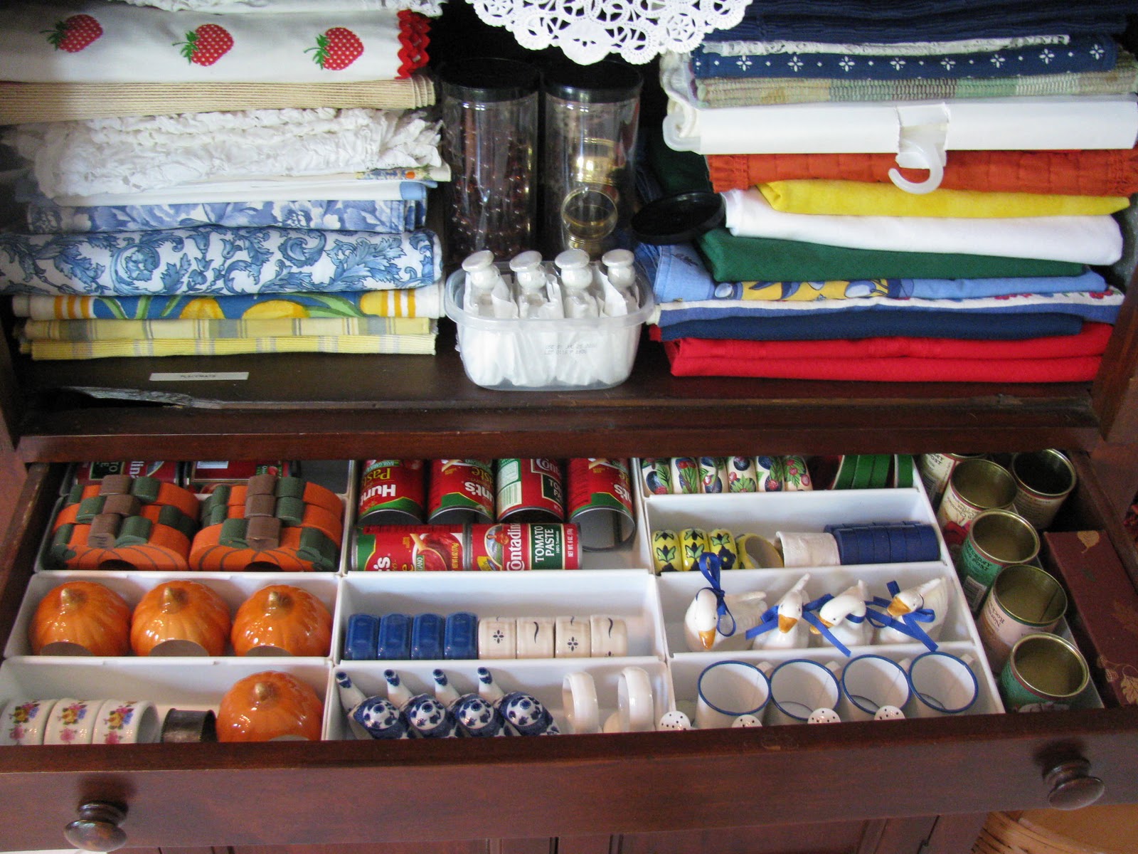 MAY DAYS How To Organize Napkin Rings