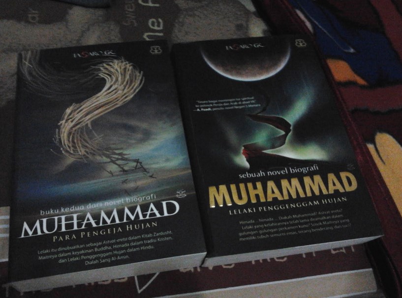 Review Novel Biografi Muhammad (Lelaki Penggenggam Hujan 