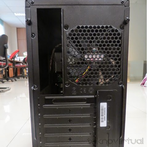 Tampang Casing Cooler Master K282 (belakang) Tampang Casing Cooler Master K282 (belakang)