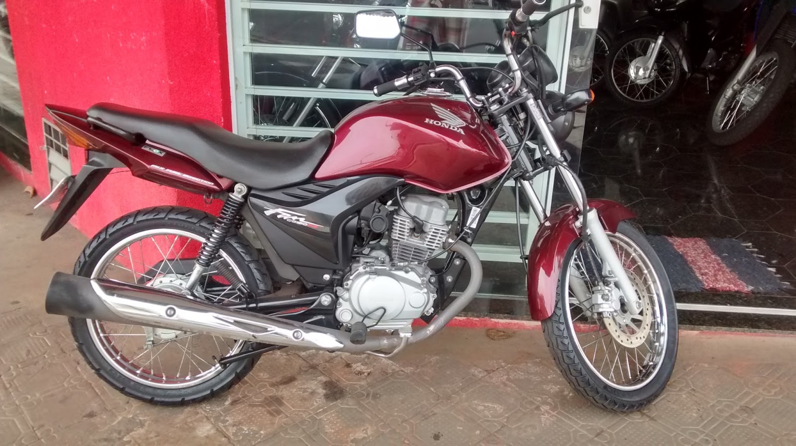 Motocar Motos Usadas Jaboticabal CG FAN150 ESDI FLEX 2011 VINHO R5900,00