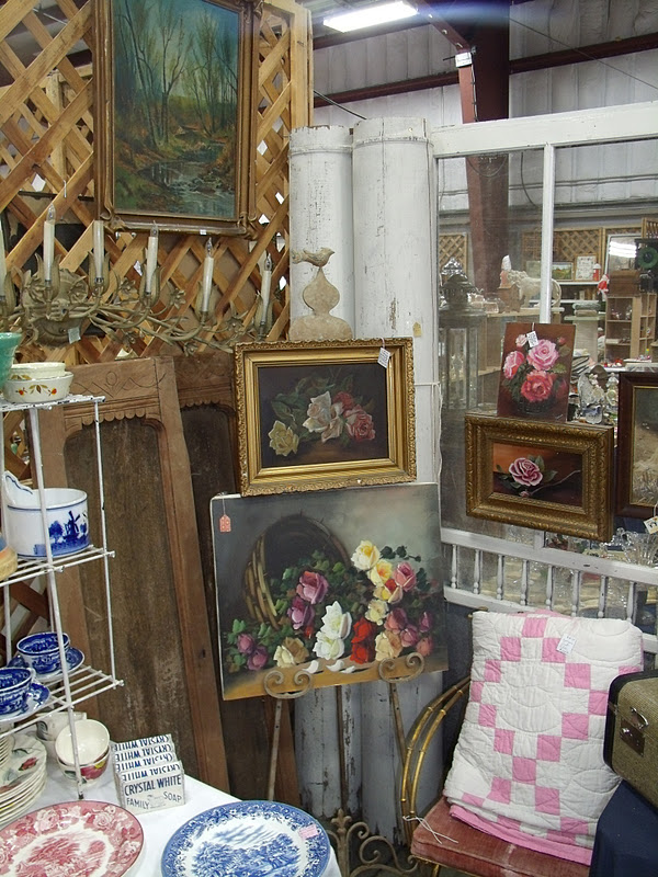 Pollyanna Reinvents Bargain Banner at the Acorn Antique Show!