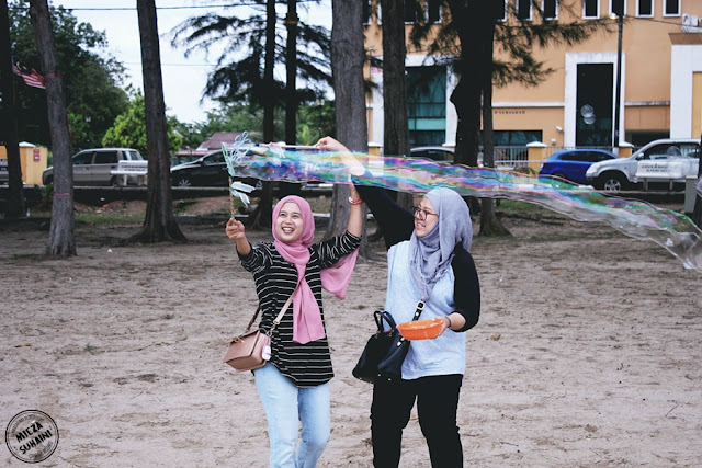 Satu Malam di Melaka bersama Officemate Satu Malam di Melaka bersama Officemate