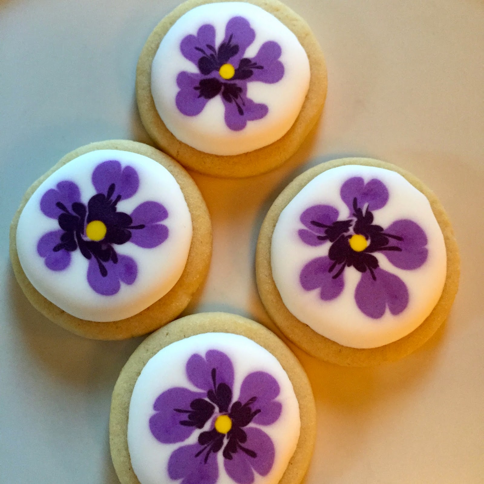 Pansy Cake Cookies Pansy Cake Cookies