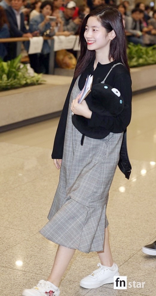 Twice Dahyun Airport Fashion - Official Korean Fashion