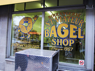 Boulangerie St. Viateur Bagel Shop, Montreal