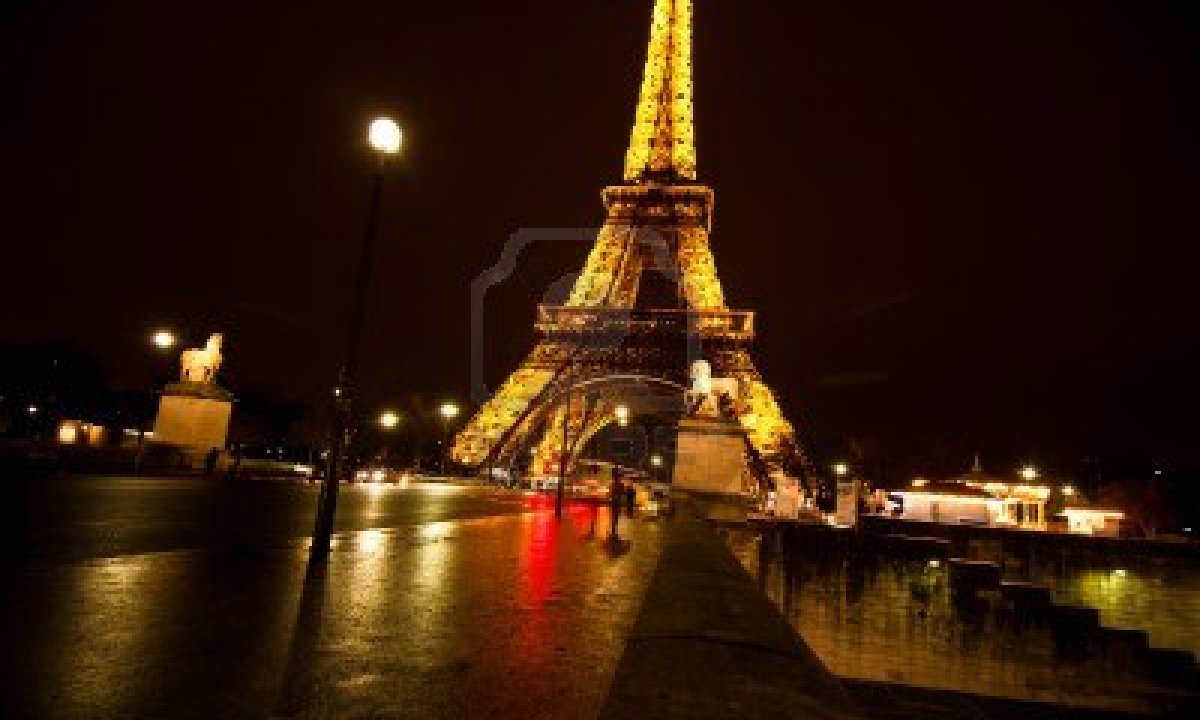 Paris Paris In December