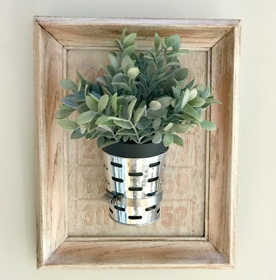DIY Framed Olive Bucket Planter. Homeroad.net