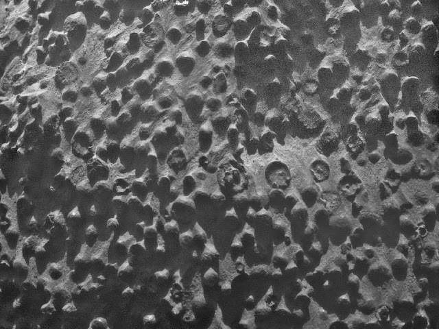 Sonda Opportunity encontra esferas misteriosas em Marte
