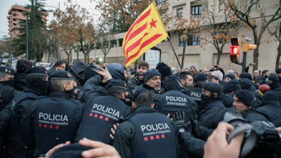 Los Mossos montaron un operativo para vigilar a policías y guardias civiles Mossos, vigilancia, policias, guardas civiles