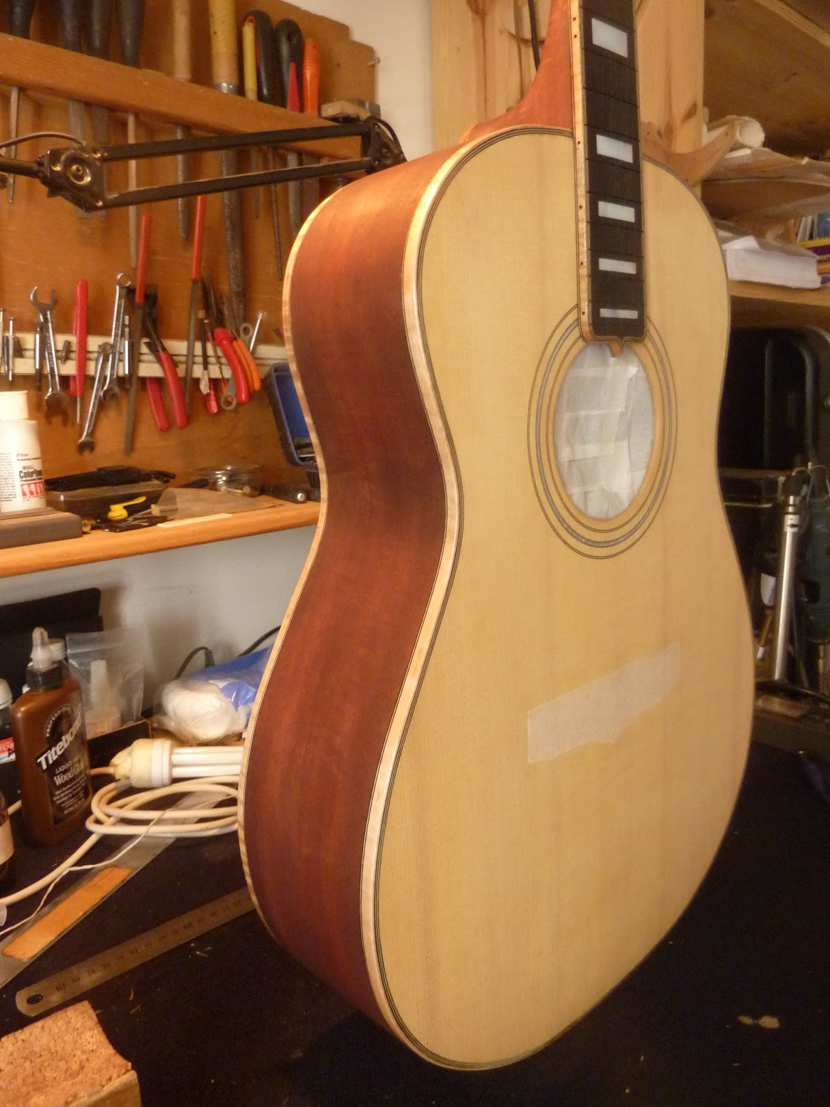 Reparation Guitare Luthier: Finition et vernis part 1