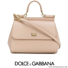 Kate Middleton carried Dolce & gabbana sicily medium leather shoulder bag