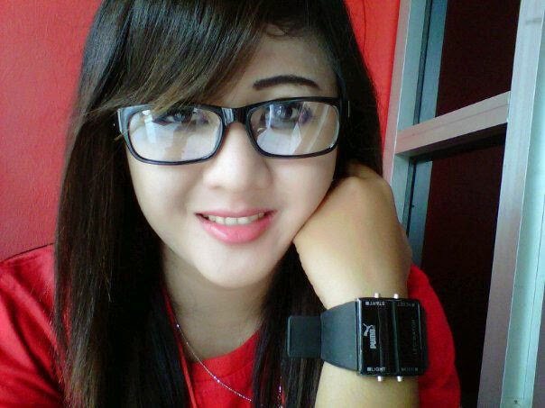 Foto Hot Cewek Cantik Toket Gede Gan Trikjitu Online