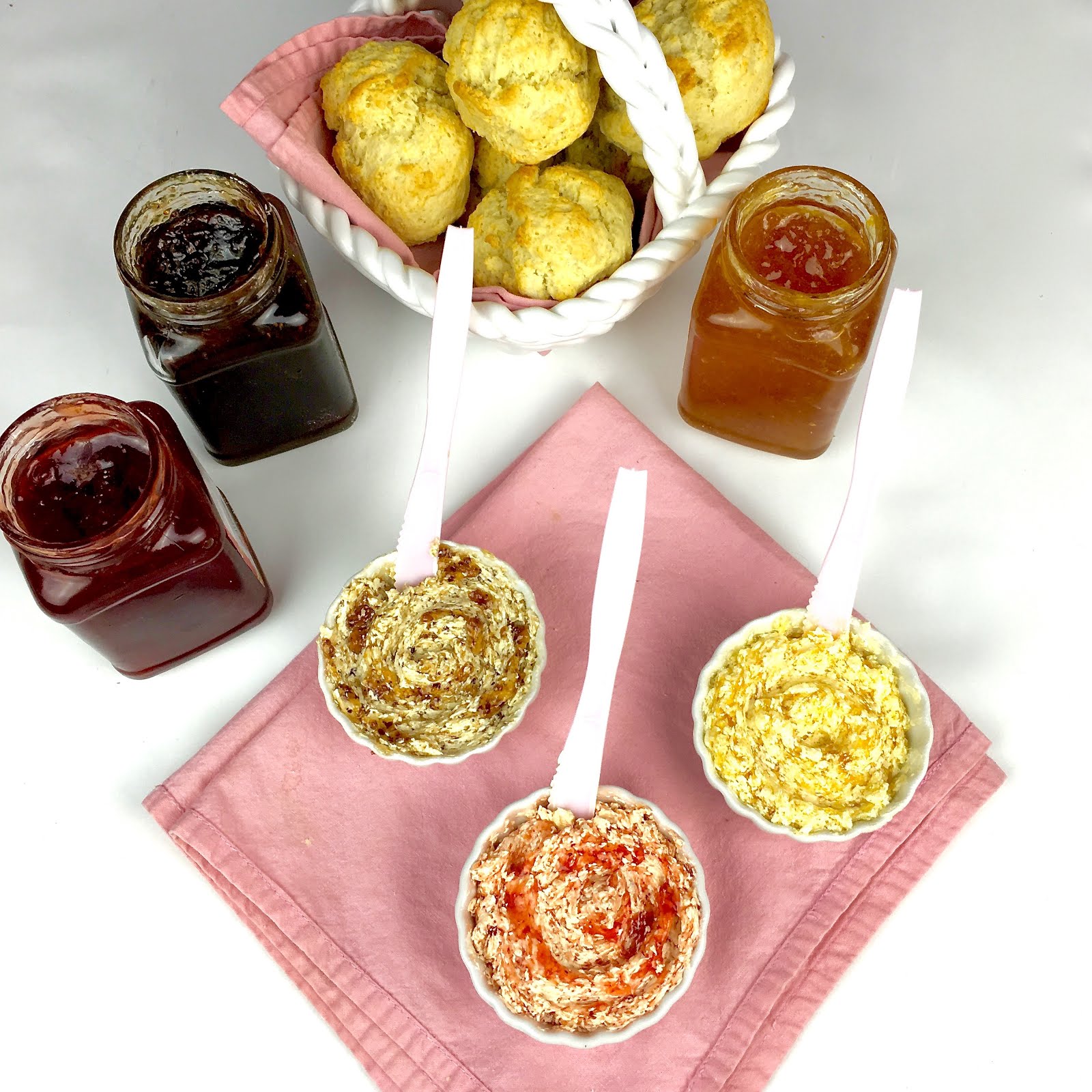 {VIDEO} Easy Pancake Mix Biscuits with Whipped Fruity Butter Spread