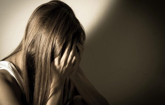 Πα- τέρας άφησε έγκυο την 16χρονη κόρη του που είναι με ειδικές ανάγκες Πα- τέρας άφησε έγκυο την 16χρονη κόρη του που είναι με ειδικές ανάγκες