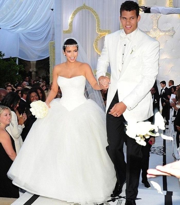 Cool Funpedia 10 Most Expensive Weddings Of The World Before Her Wedding Kim Kardashian Said That Marriage Process Must Enter Into The History Of Weddings United States What Is Really There