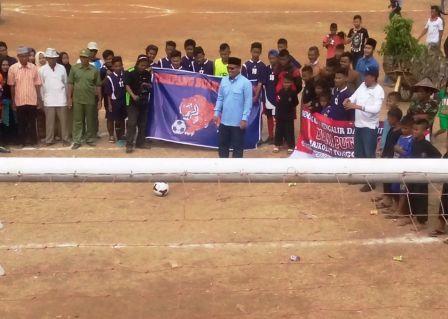 Yosa Octora Buka Turnamen Sepak Bola "Kadatuan Cup 