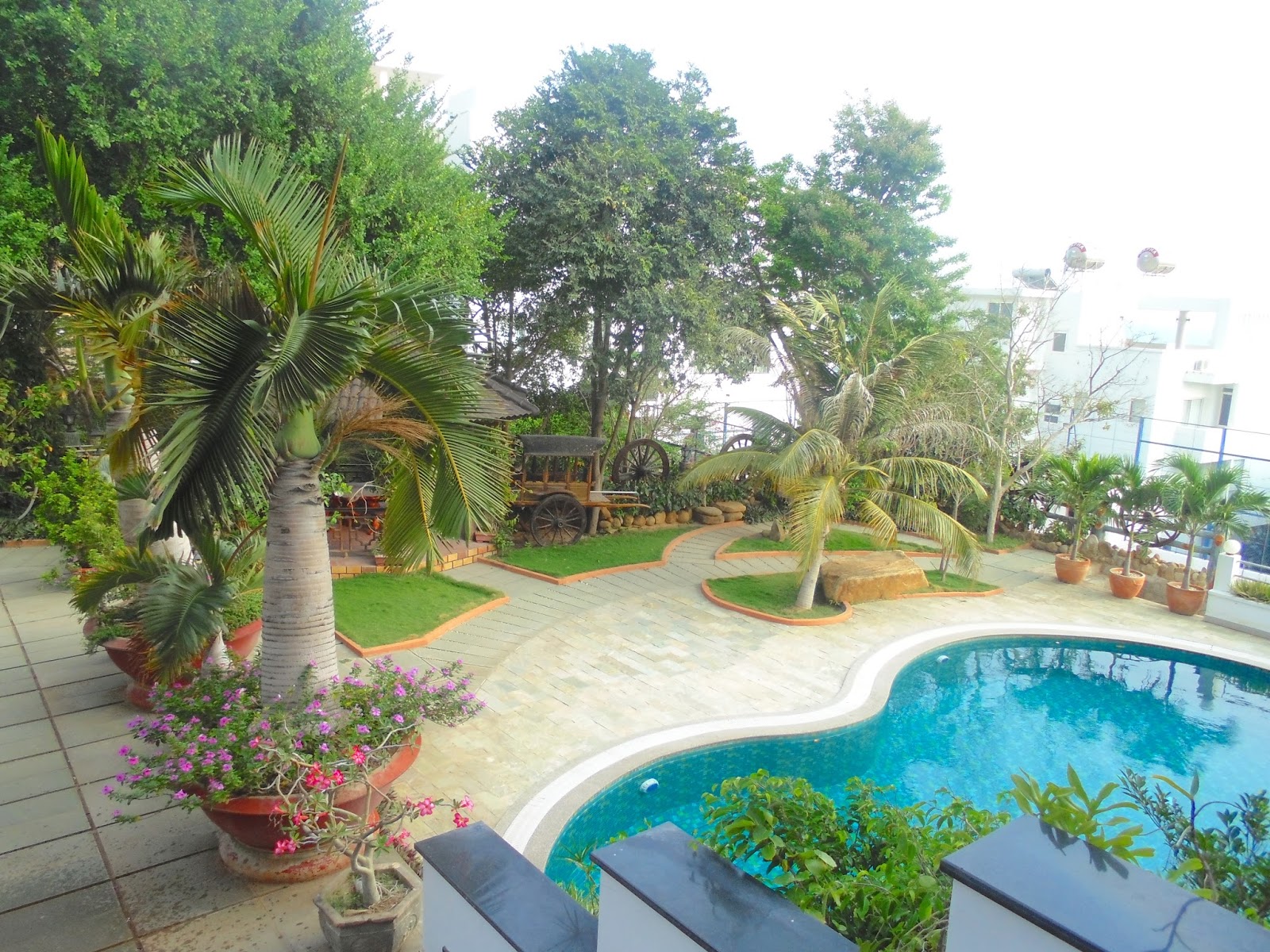 VV.23 The most luxury villa for rent on the hill located Front Beach