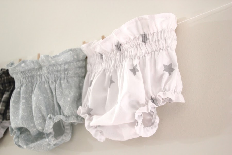 DIY Tutorial y patrones gratis BRAGUITAS CUBRE-PAÑAL para niño y para niña